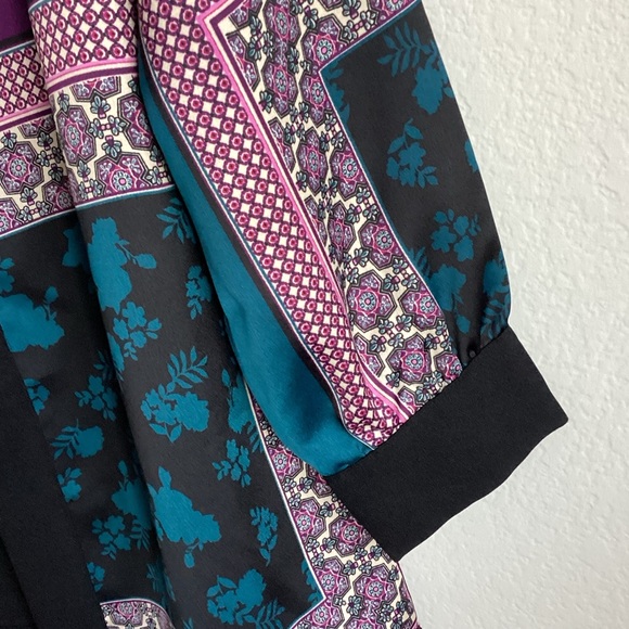 \Chico’s\• Silky Feel Kimono - Picture 5 of 14